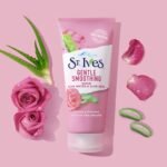 St. Ives Gentle Smoothing Face Scrub-170g